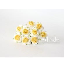 Кудрявые розы 2 см - Белые+св.желтая середина, 5 шт