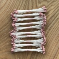 Тычинки "Пыльная роза" каплевидные, на белой нити, 1 упаковка (100 пучков)