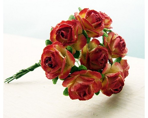 розы красно-желтые 1,5 см, 10 шт.